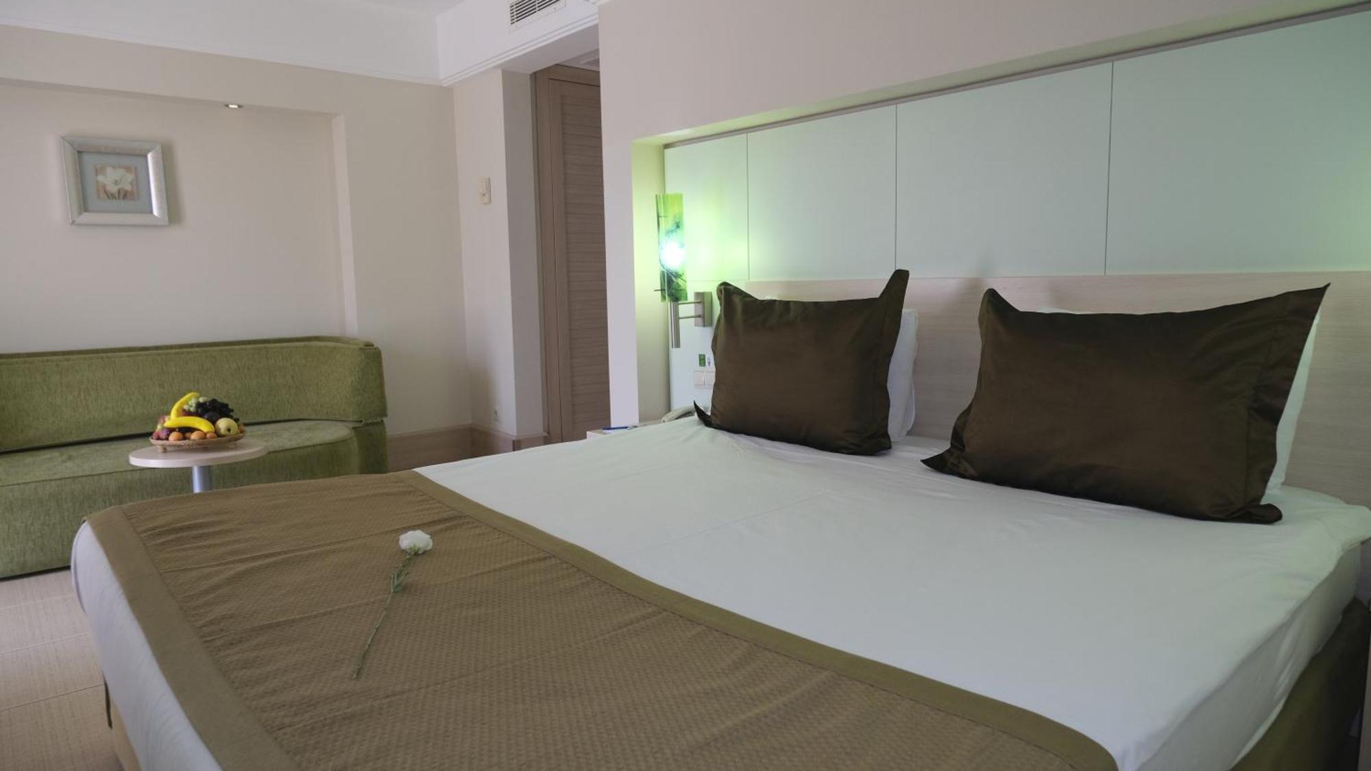 Ambassador Hotel & Spa アンタルヤ エクステリア 写真